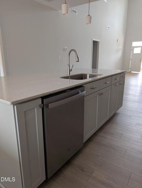 PXL_20250916_211852029