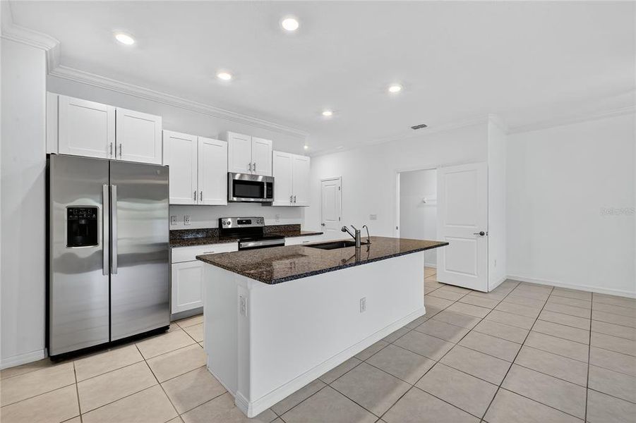 Furnished interior view inside a new home in , Land O' Lakes (Image 12).