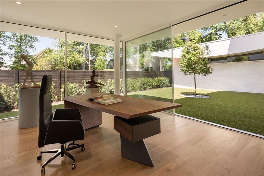 Image 82 of a home in .