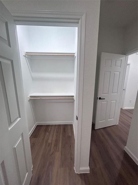 Spacious, unfurnished interior of a new home in , Granbury (Image 30). Spacious, unfurnished interior of a new home in , Granbury (Image 30).