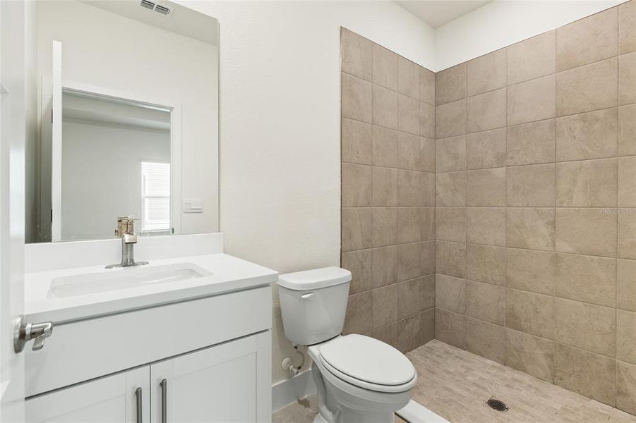 Furnished interior view inside a new home in , Newberry (Image 7).