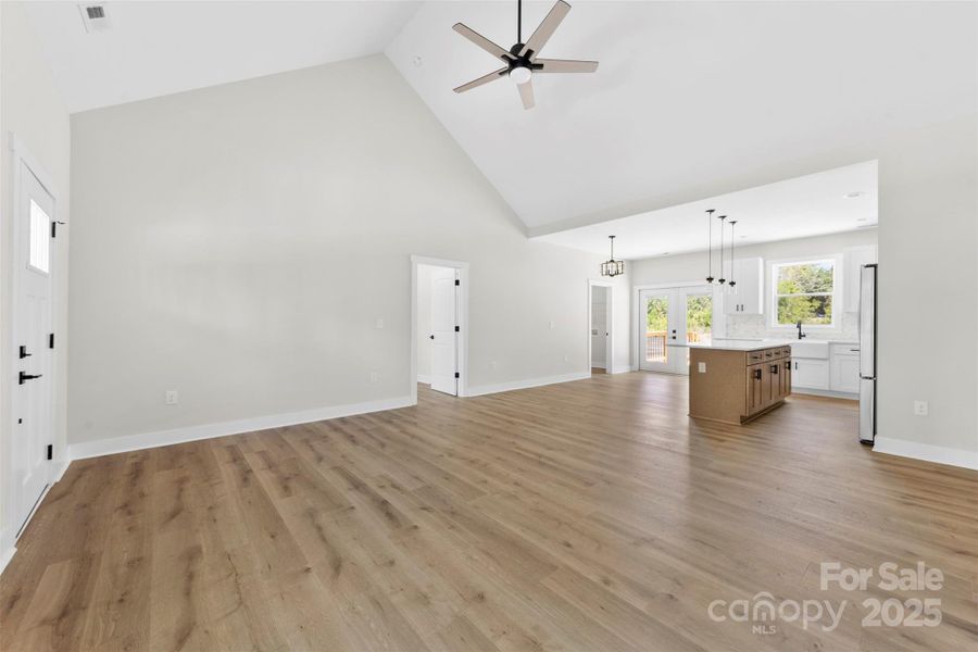 Spacious, unfurnished interior of a new home in , Blacksburg (Image 23).