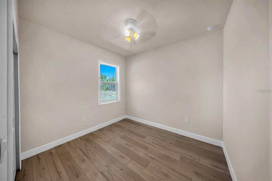 Spacious, unfurnished interior of a new home in , Ocala (Image 23).