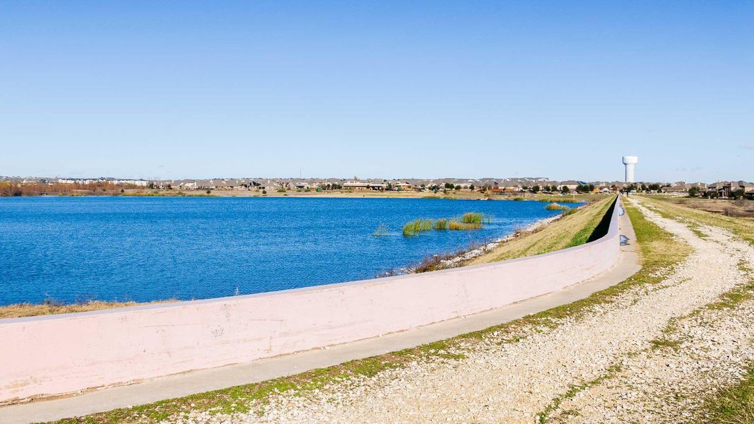 Image 15 of a home in Patterson Ranch 47'.