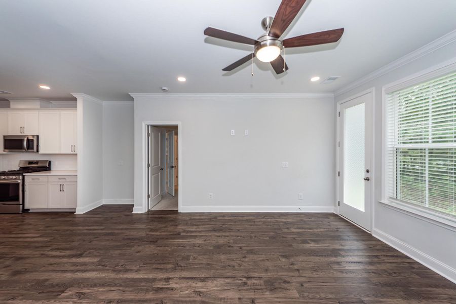 Spacious, unfurnished interior of a new home in Hampton Woods, Summerville (Image 32). Spacious, unfurnished interior of a new home in Hampton Woods, Summerville (Image 32).