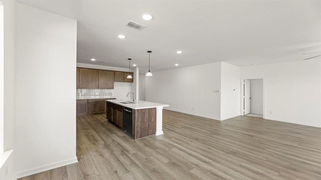 13. 3147 Duck Heights - Dinning (2) 13. 3147 Duck Heights - Dinning (2)