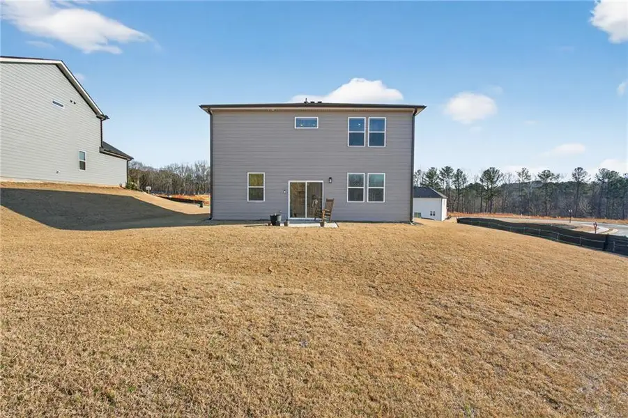 Exterior details and patio area of a home in Parkview Estates, Atlanta (Image 3).