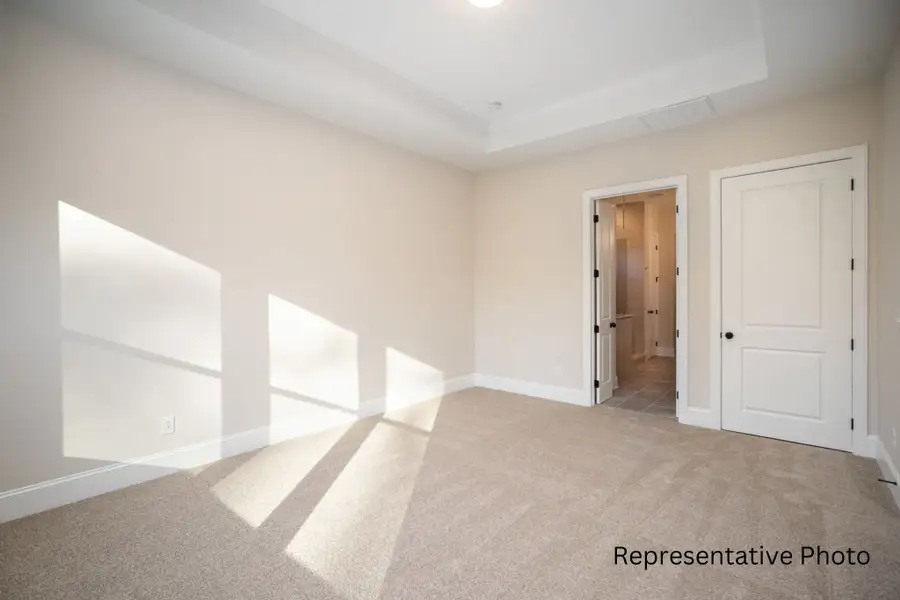 Spacious, unfurnished interior of a new home in Edmunds Farm, Clover (Image 23).