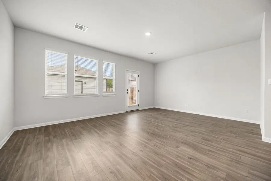 Spacious, unfurnished interior of a new home in , Round Rock (Image 23). Spacious, unfurnished interior of a new home in , Round Rock (Image 23).
