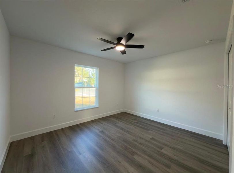 Spacious, unfurnished interior of a new home in , Ocala (Image 20).
