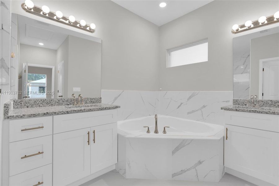 Furnished interior view inside a new home in , Lehigh Acres (Image 4).