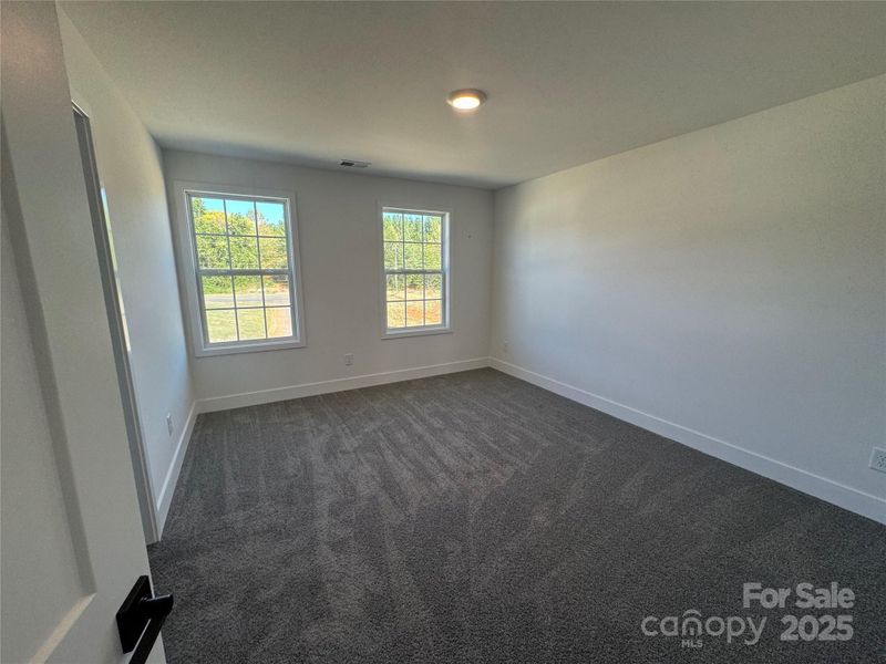 Spacious, unfurnished interior of a new home in Kerns Ridge, Salisbury (Image 11).