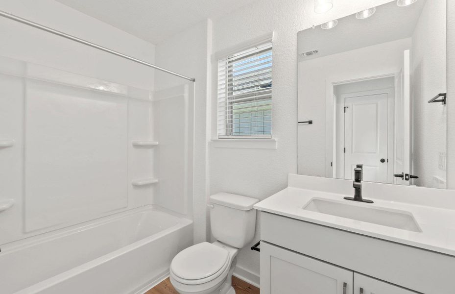 Furnished interior view inside a new home in Santa Rita Ranch, Liberty Hill (Image 7). Furnished interior view inside a new home in Santa Rita Ranch, Liberty Hill (Image 7).