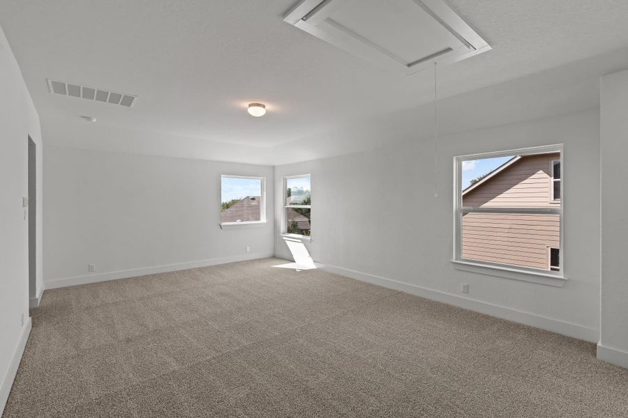 Spacious, unfurnished interior of a new home in Buffalo Crossing – New Phase Now Preselling, Cibolo (Image 32).
