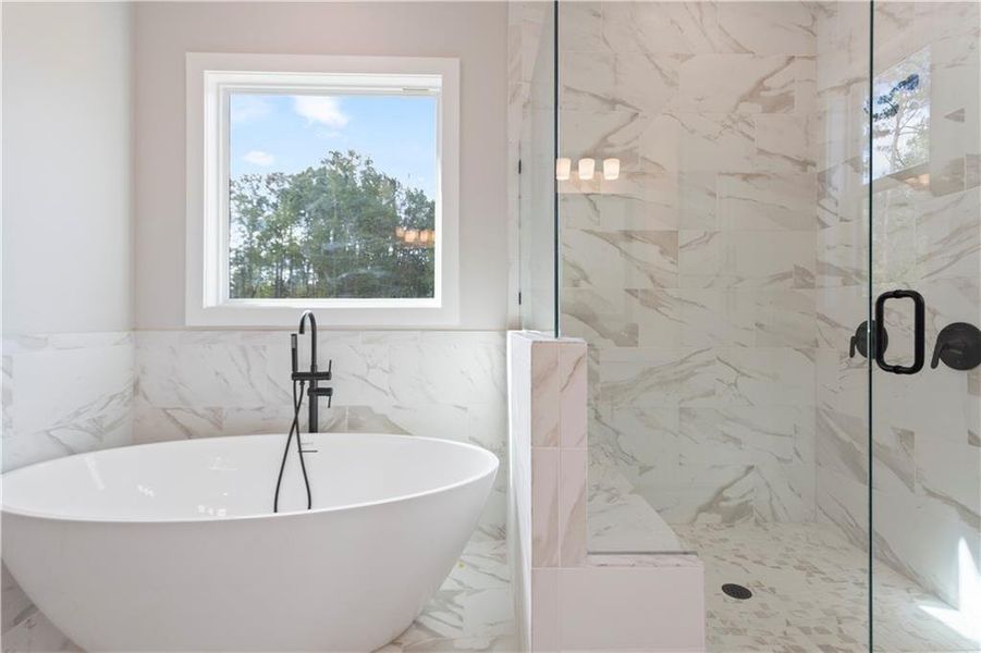 Close-up of interior finishes inside a home in , Carrollton (Image 19).