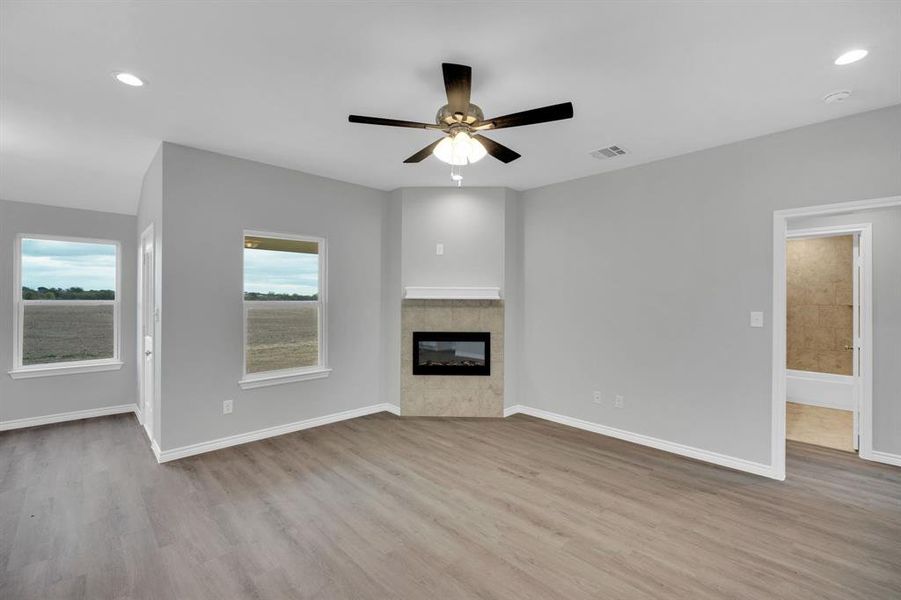 Spacious, unfurnished interior of a new home in , Whitney (Image 21).