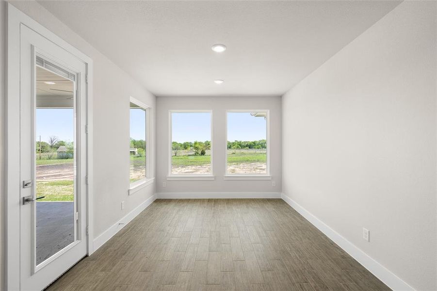 2870 FM No 878- Dining-1