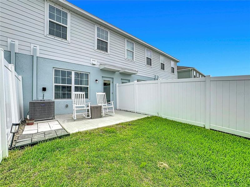 Exterior details and patio area of a home in , Bradenton (Image 23).