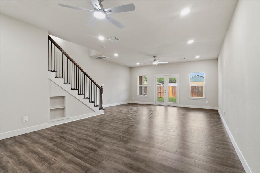 Spacious, unfurnished interior of a new home in , Houston (Image 33). Spacious, unfurnished interior of a new home in , Houston (Image 33).