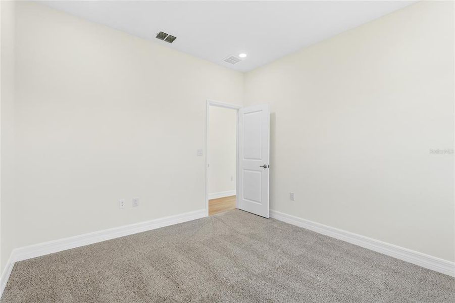 Spacious, unfurnished interior of a new home in , North Port (Image 30).