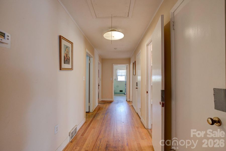 Spacious, unfurnished interior of a new home in , Pageland (Image 18).