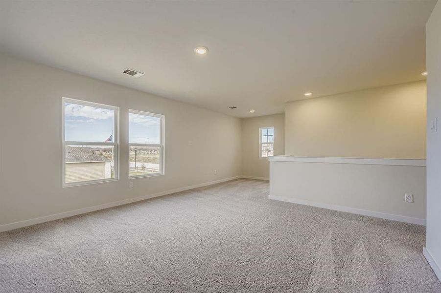 Spacious, unfurnished interior of a new home in MiraVerde, Crowley (Image 23).