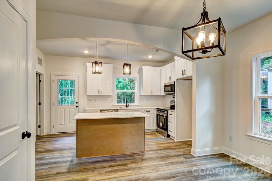Furnished interior view inside a new home in , Shelby (Image 5).