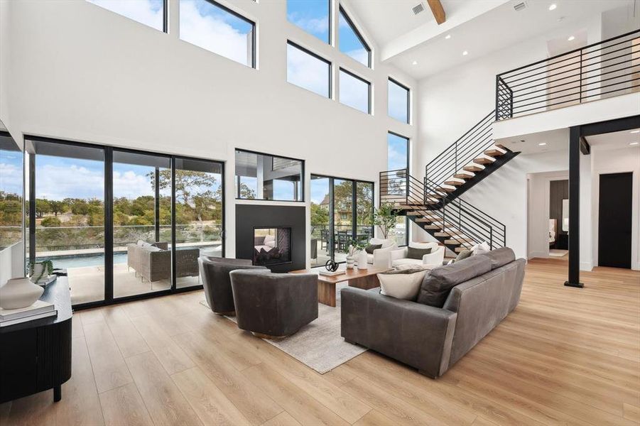 Furnished interior view inside a new home in , Strawn (Image 10).