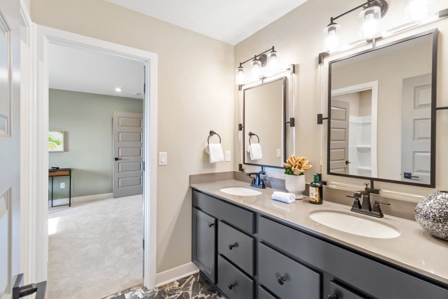 Representative furnished interior of a home built from the Huxley by Fischer Homes in Leeland Farms, Fuquay Varina (Image 35).
