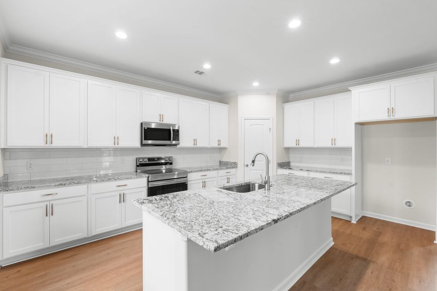 Furnished interior view inside a new home in Ramsey Landing, Rincon (Image 7).