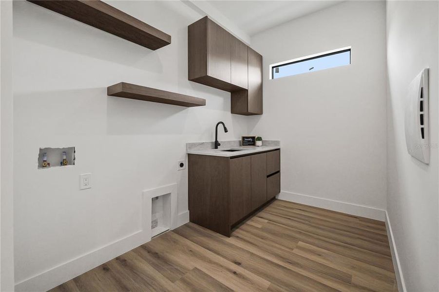 Furnished interior view inside a new home in , Tampa (Image 14).
