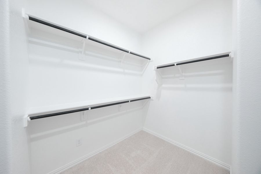 Spacious, unfurnished interior of a new home in Churchill, Anna (Image 19).