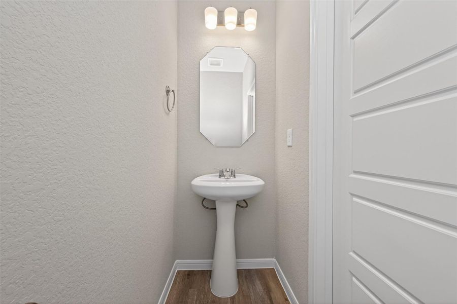 Image 44 of a home in Woodland Lakes.