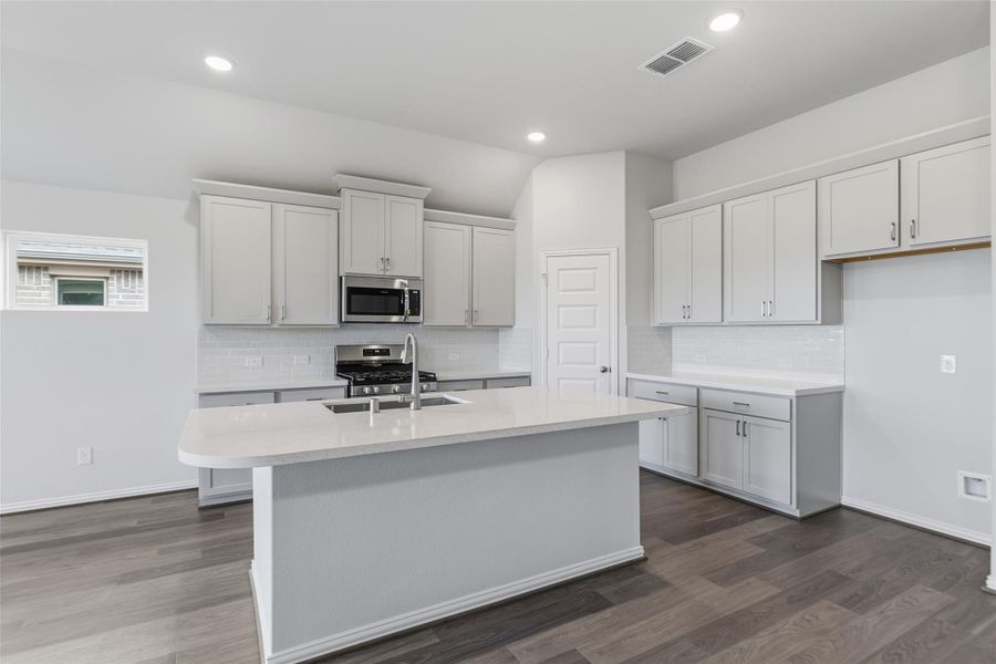 Furnished interior view inside a new home in Westland Ranch, League City (Image 14). Furnished interior view inside a new home in Westland Ranch, League City (Image 14).