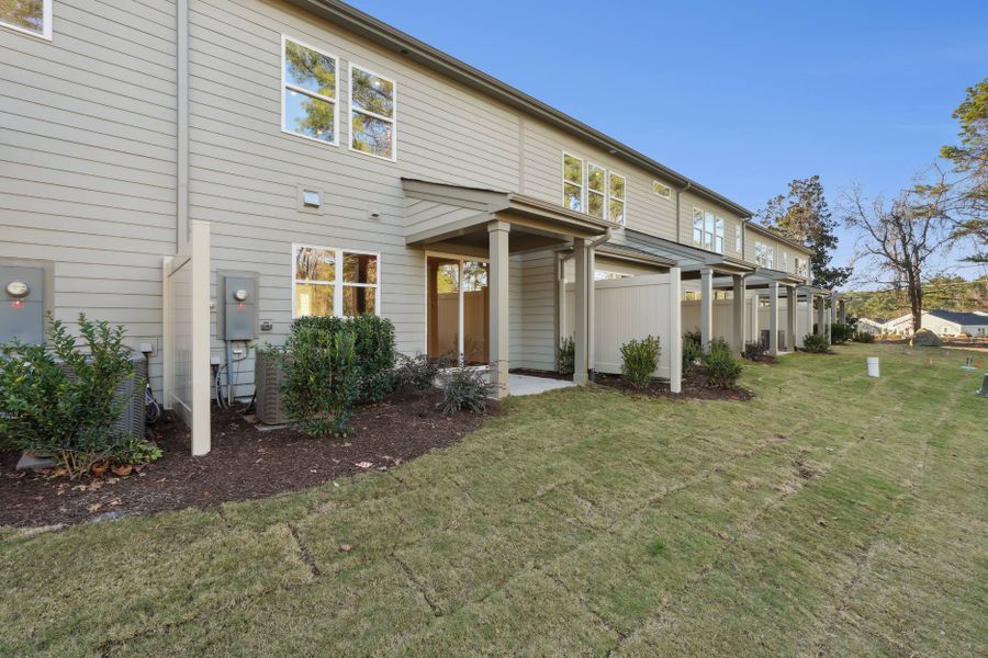 Representative exterior details of a home built from the Mitchell by Tri Pointe Homes in Summit At Homestead, Chapel Hill (Image 3).