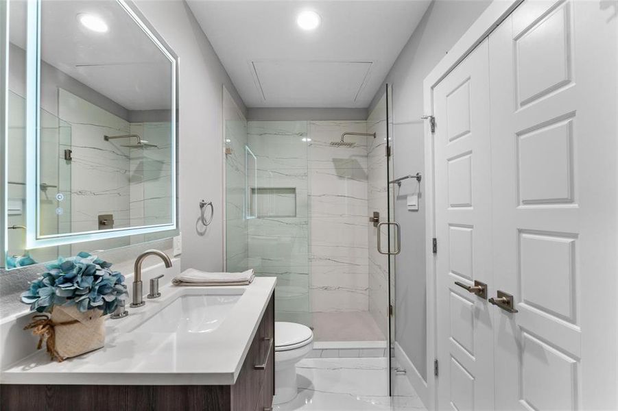 Furnished interior view inside a new home in , Fort Worth (Image 5).