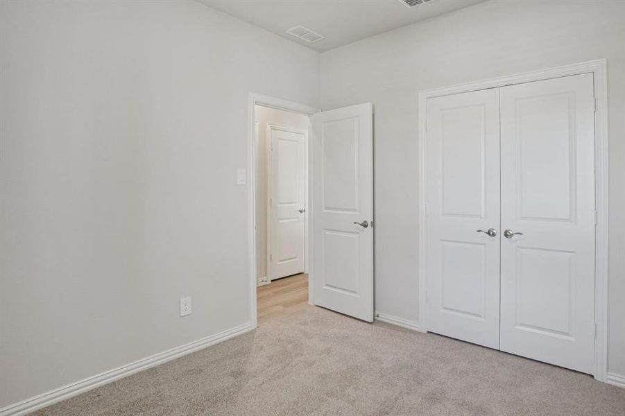 Photo is not of the actual home, but is an inspirational photo of builder’s model home and may depict options, furnishings, and/or decorator features that are not included.