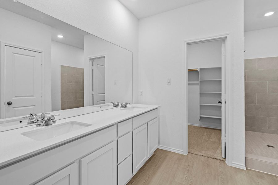 Furnished interior view inside a new home in Clayton Ranch, Copperas Cove (Image 11).