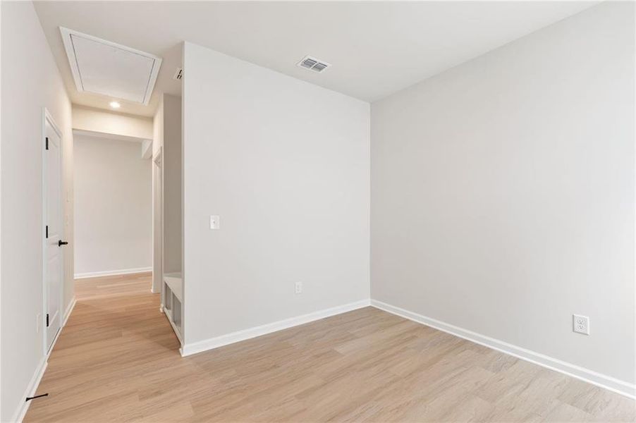Spacious, unfurnished interior of a new home in Kelly Preserve, Loganville (Image 14). Spacious, unfurnished interior of a new home in Kelly Preserve, Loganville (Image 14).