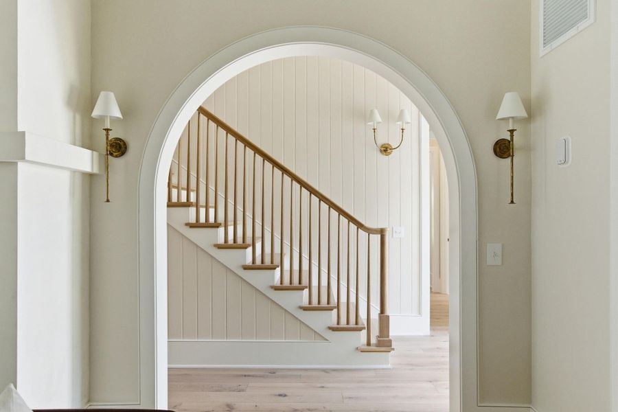 Spacious, unfurnished interior of a new home in , Mount Pleasant (Image 26).