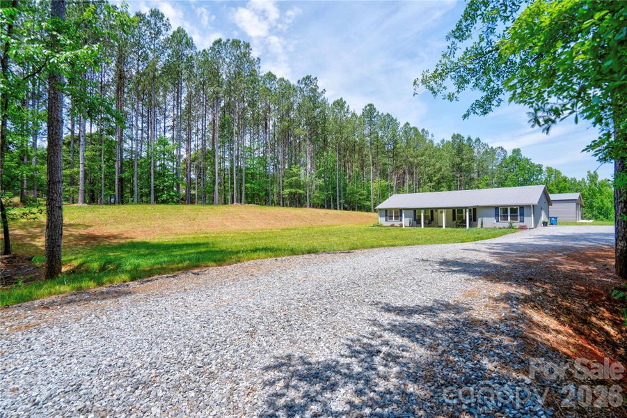 Front Right/ Driveway