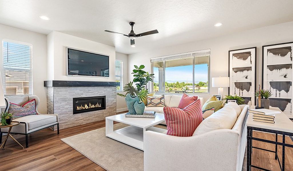 Hemingway-B721-Timberline Great Room