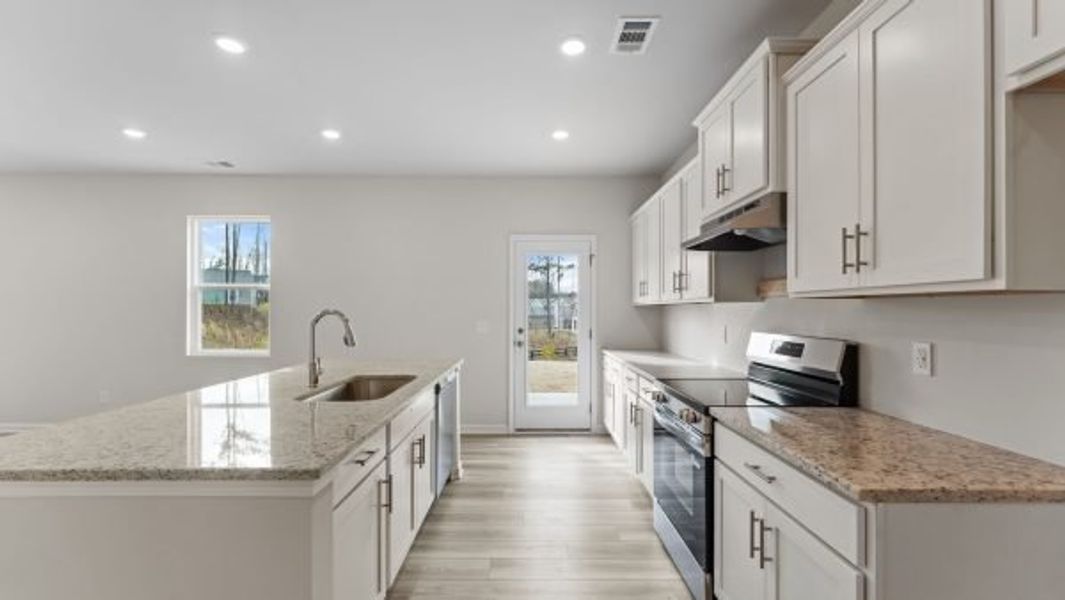 Representative furnished interior of a home built from the Bramblewood Townhome by Piedmont Residential in The Retreat at Browns Ridge, Newnan (Image 7).