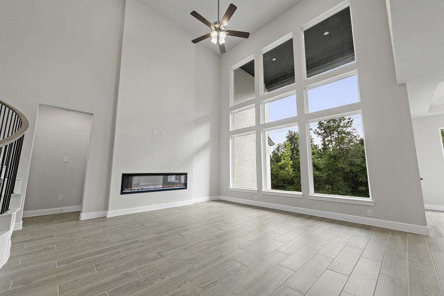 Spacious, unfurnished interior of a new home in COLTON®, Todd Mission (Image 19).