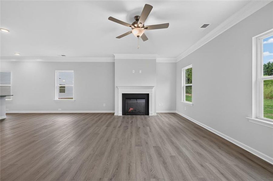 Spacious, unfurnished interior of a new home in Allen Manor, Hoschton (Image 33).