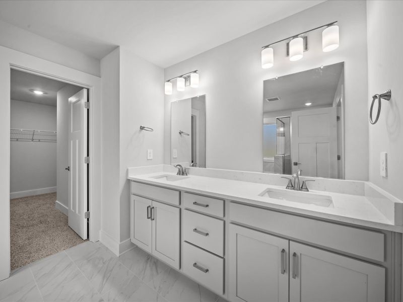 Furnished interior view inside a new home in Riverwood Farm, Piedmont (Image 7).