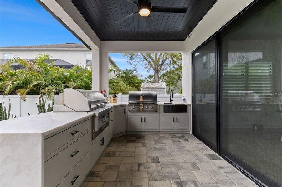 Exterior details and patio area of a home in , Tampa (Image 31).