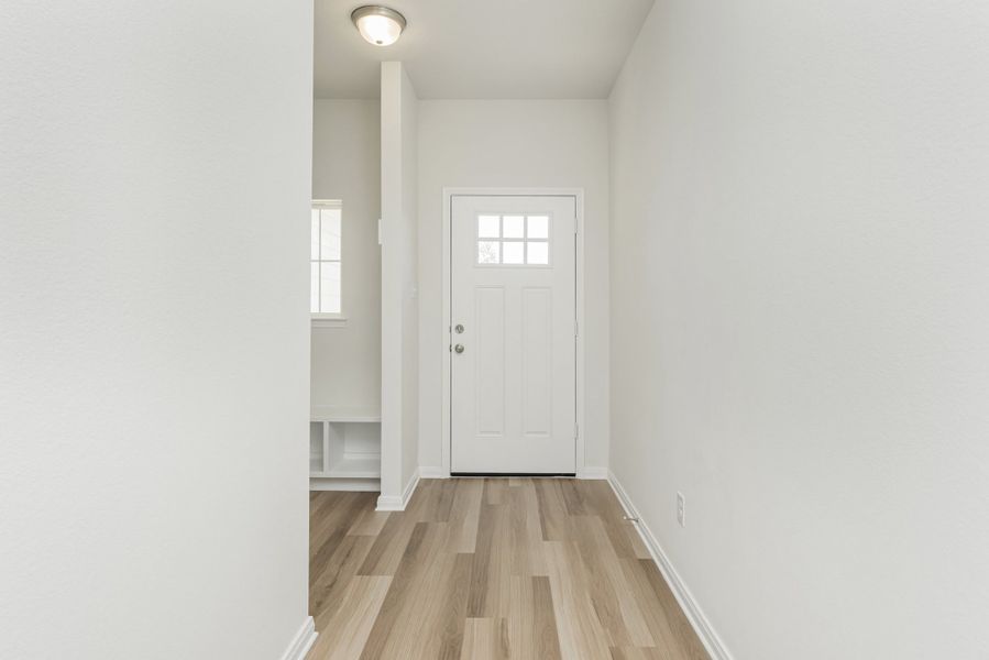 Representative unfurnished interior of a home built from the The 1497 by Stylecraft Builders in Hilltop Heights, Waco (Image 7).