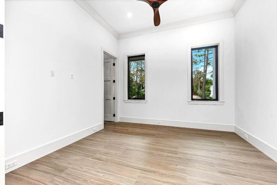 5650 Shirley Dr (36)