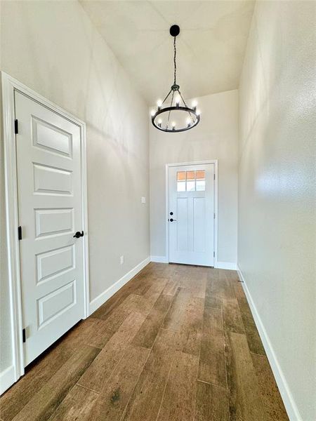 Spacious, unfurnished interior of a new home in , Abilene (Image 25).